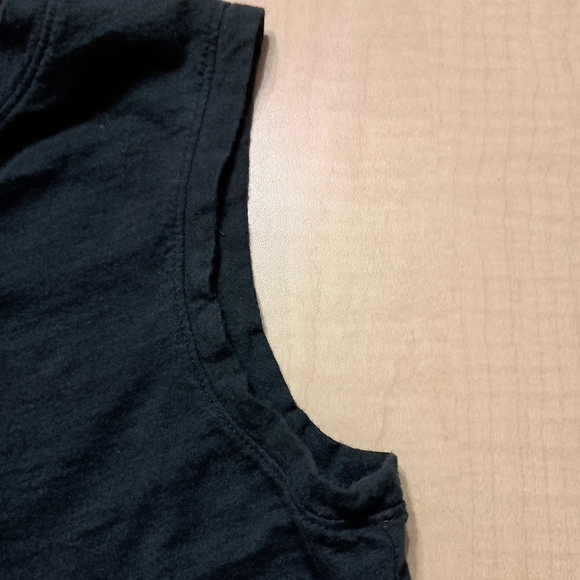 Vineyard Vines Black Surftee Tank Top Size Small - Picture 7 of 8